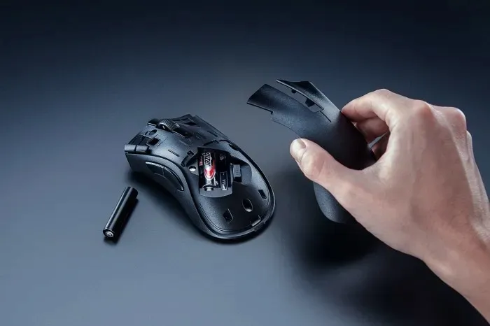mysz-razer-deathadder-v2-x-hyperspeed-stan-nowy