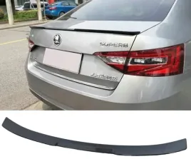 spojler-lotka-tylnej-klapy-skoda-superb-iii
