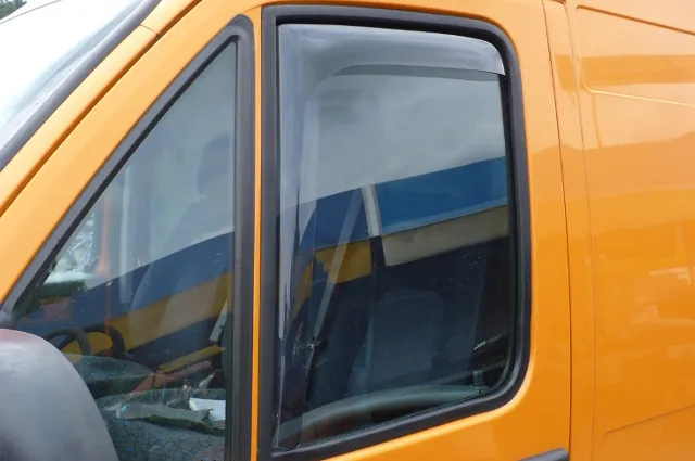 deflektory-renault-midliner-1998-2000-1999-thomasss