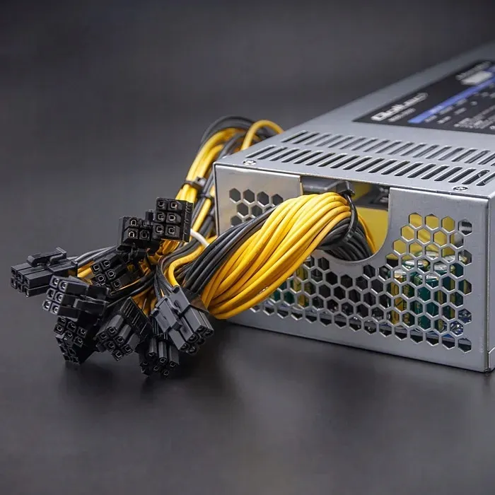 qoltec-zasilacz-pci-e-1850w-80-plus-platinum-data-mining-stan-nowy