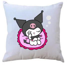 poduszka-z-wkladem-kuromi-producent