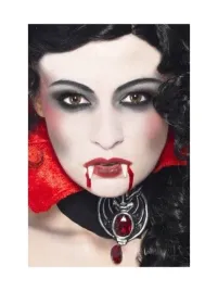 zestaw-make-up-wampira-wampir-halloween-krew-kly