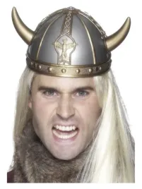 helm-wikinga-z-rogami-wikingowie-helmy-akcesoria