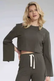 krotka-bluza-z-szerokim-rozcietym-rekawem-polokragly-dekolt-zielona-s