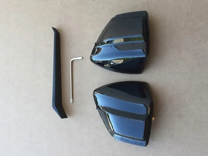kierunkowskazy-led-dynamiczne-dynamic-w-lusterka-do-ford-s-max-kuga-c-max-producent-czesci-xenius