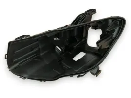 obudowa-lampy-lewa-przednia-led-do-mercedes-cla-w117-lci-2016-2019