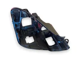 puszka-wklad-lampy-prawa-przednia-do-mercedes-benz-klasa-e-w207-lift