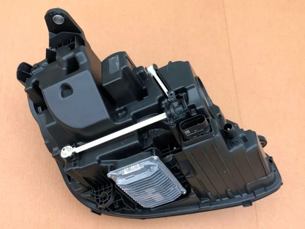 kompletne-lampy-full-led-high-performance-low-version-do-w213-prelift-eu