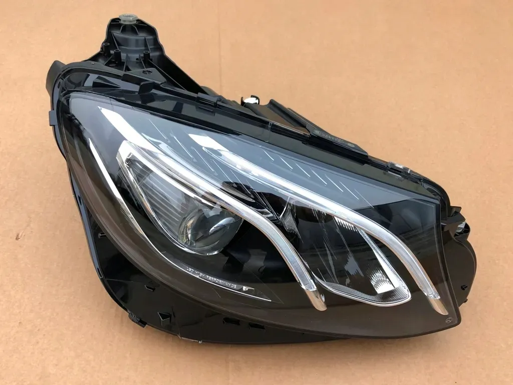 kompletne-lampy-full-led-high-performance-low-version-do-w213-prelift-eu