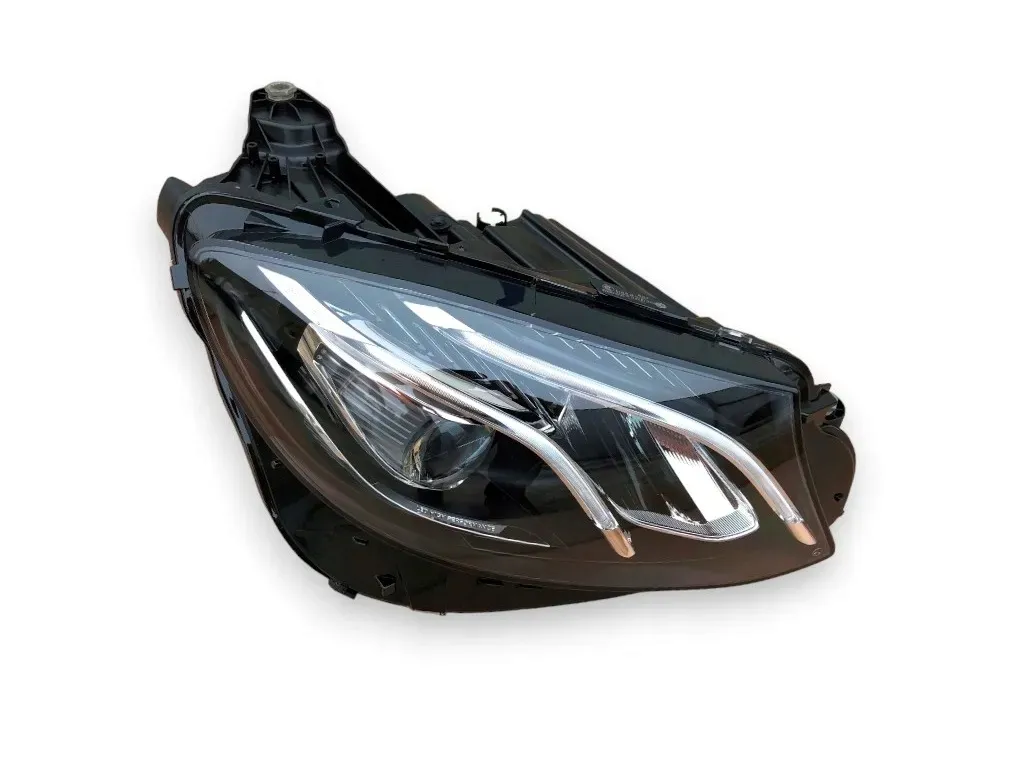 led-high-performance-low-version-bez-modulow-prawa-do-e-w213-2016-19-eu-stan-nowy