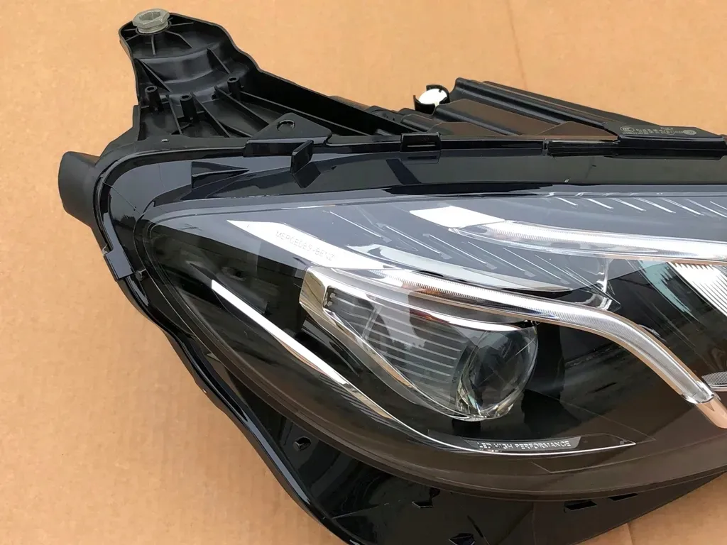 led-high-performance-low-version-bez-modulow-prawa-do-e-w213-2016-19-eu