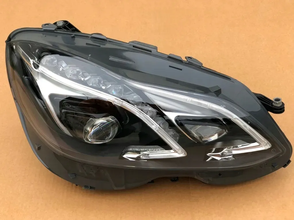 full-led-inteligent-light-system-high-version-prawa-jeze-ils-do-w212-lci-eu