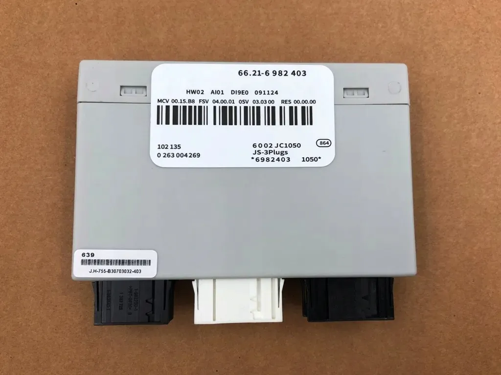 modul-czujnikow-pdc-high-version-do-bmw-e87-e90-e91-e92-e93-lift-6982403