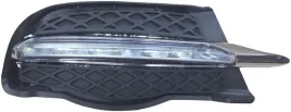 kratka-chrom-led-zderzaka-prawy-przod-drl-jazdy-dziennej-do-w204-2007-2011