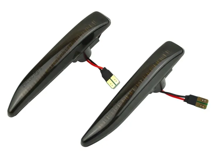 komplet-kierunkowskaz-dynamic-led-do-bmw-7-e65-e66-stan-nowy