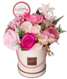 flower-box-dla-mamy-prezent-na-dzien-mamy-kwiaty-premium