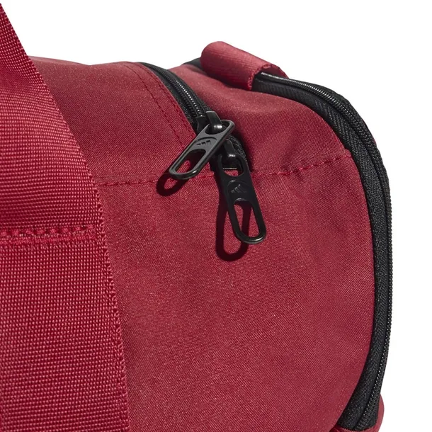 torba-adidas-linear-duffel-s-czerwona-treningowa-podreczna-sportowa-wygodna-marka-adidas