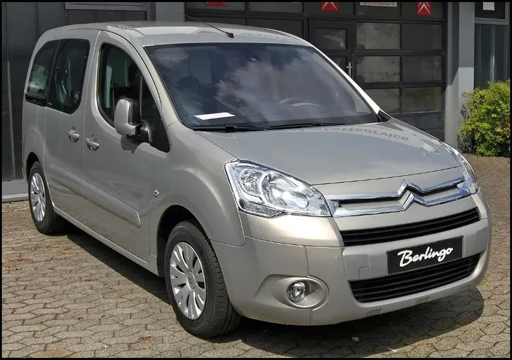 reflektor-citroen-berlingo-08-l-h4-producent-czesci-tyc