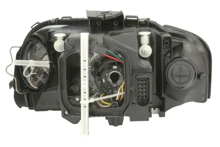 reflektor-audi-a3-03-p-xenon-spo-rtback-regulacja-wysokosci-elektryczna