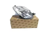 reflektor-toyota-yaris-06-p-strona-zabudowy-prawa