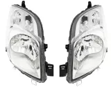 reflektor-toyota-yaris-06-p-rodzaj-swiatel-mijania-tradycyjne-halogenowe