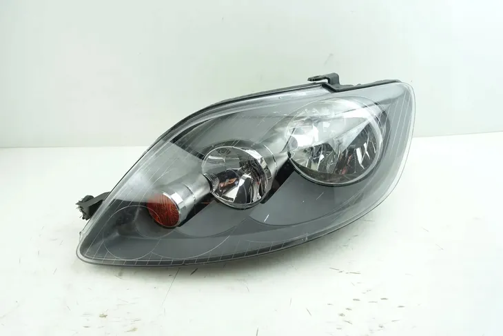 reflektor-vw-golf-plus-07-l-waga-z-opakowaniem-5-kg