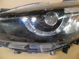 reflektor-mazda-cx-5-11-11-02-17-le-regulacja-wysokosci-elektryczna