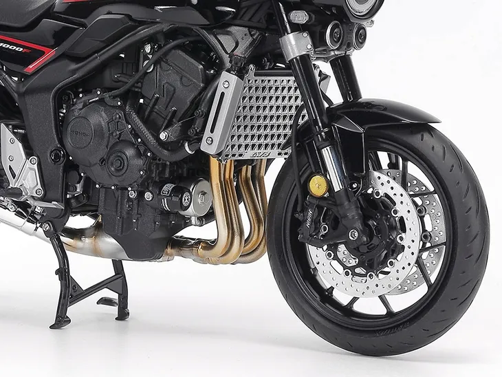 honda-cb1000f-model-14144-tamiya-marka-tamiya