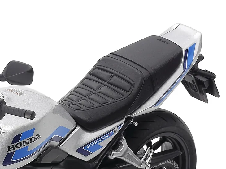 honda-cb1000f-model-14144-tamiya-stan-nowy-kod-producenta-14144