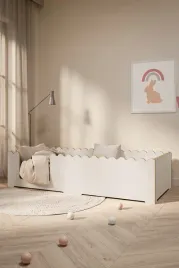 lozko-dzieciece-montessori-bubble-180x80-bialy-z-falbanka