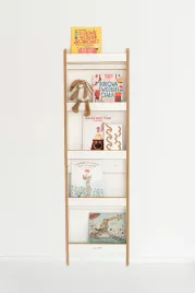 wiszacy-regal-maxi-na-ksiazki-bialy-drewniana-biblioteczka-dziecieca