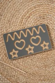 tabliczka-grafomotoryczna-love-szara-1-cwiczenie-dloni-i-koncentracji
