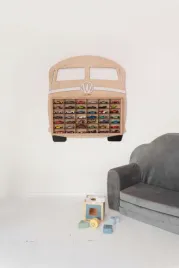 drewniana-polka-na-resoraki-van-ogorek-dekoracyjny-garaz-dla-autek