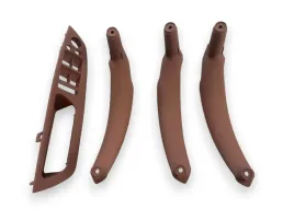 zestaw-uchwyty-wsporniki-klamek-boczka-drzwi-braz-do-bmw-x5-e70-x6-e71-lift