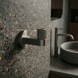 rea-wieszak-39104-ori-tytan-material-wykonania-metal
