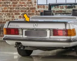 mercedes-w107-r107-c107-spoiler-tylnej-klapy-1971-1989
