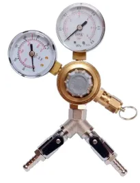 reduktor-co2-do-piwa-wina-cydru-wyjscie-2x6mm-5-bar-corny-keg-cornelius
