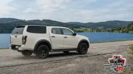 zabudowa-paki-hardtop-szyby-boczne-ciemne-stale-isuzu-d-max-2020