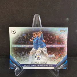 2023-24-topps-ucc-alvarez-foden-manchester-city-refractor-k19