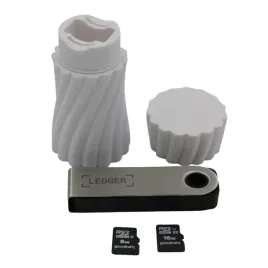 etui-na-portfel-kryptowalut-ledger-nano-s-plus