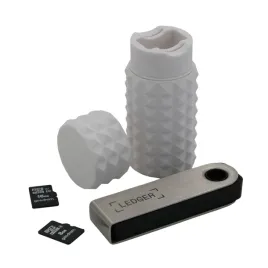 etui-na-portfel-kryptowalut-ledger-nano-s-plus