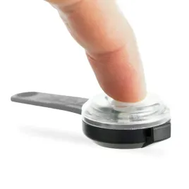 flasher-zawieszka-lokalizator-lampka-dla-psa-mocne-swiatlo-led-usb-trixie