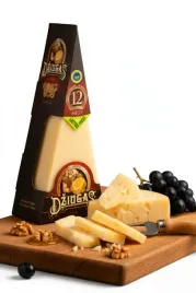 ser-dziugas-twardy-jak-grano-padano-parmezan-12