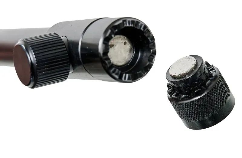 black-spot-magnet-stick-80-cm-stan-nowy