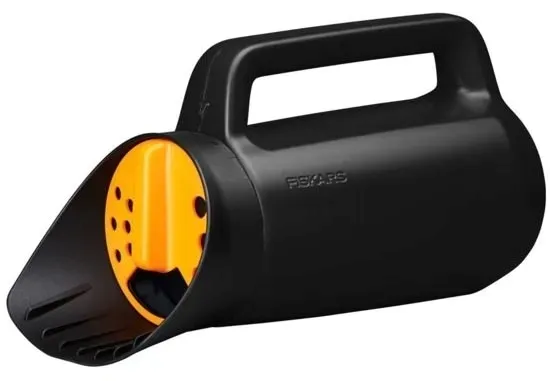 siewnik-solid-fiskars-zasilanie-reczne