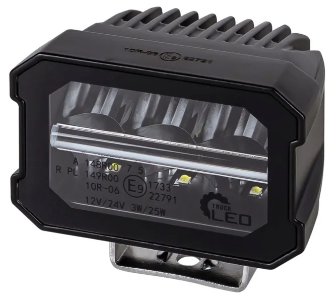 reflektor-drogowy-bezel-less-krotki-led-kmr13-strumien-swietlny-2200-lm