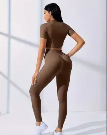 komplet-fitness-top-legginsy-push-up-damski-zestaw-sportowy-m