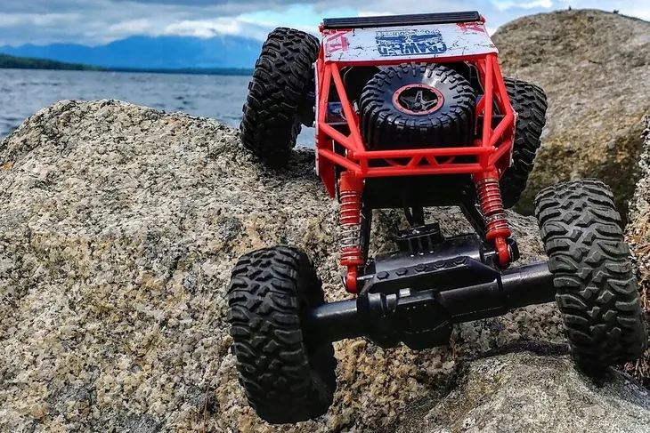 samochod-rc-rock-crawler-4x4-dwa-silniki-auto
