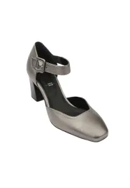 bata-classic-heels-r-36