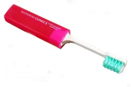 elgydium-szczoteczka-ortodontyczna-podrozna-ortho